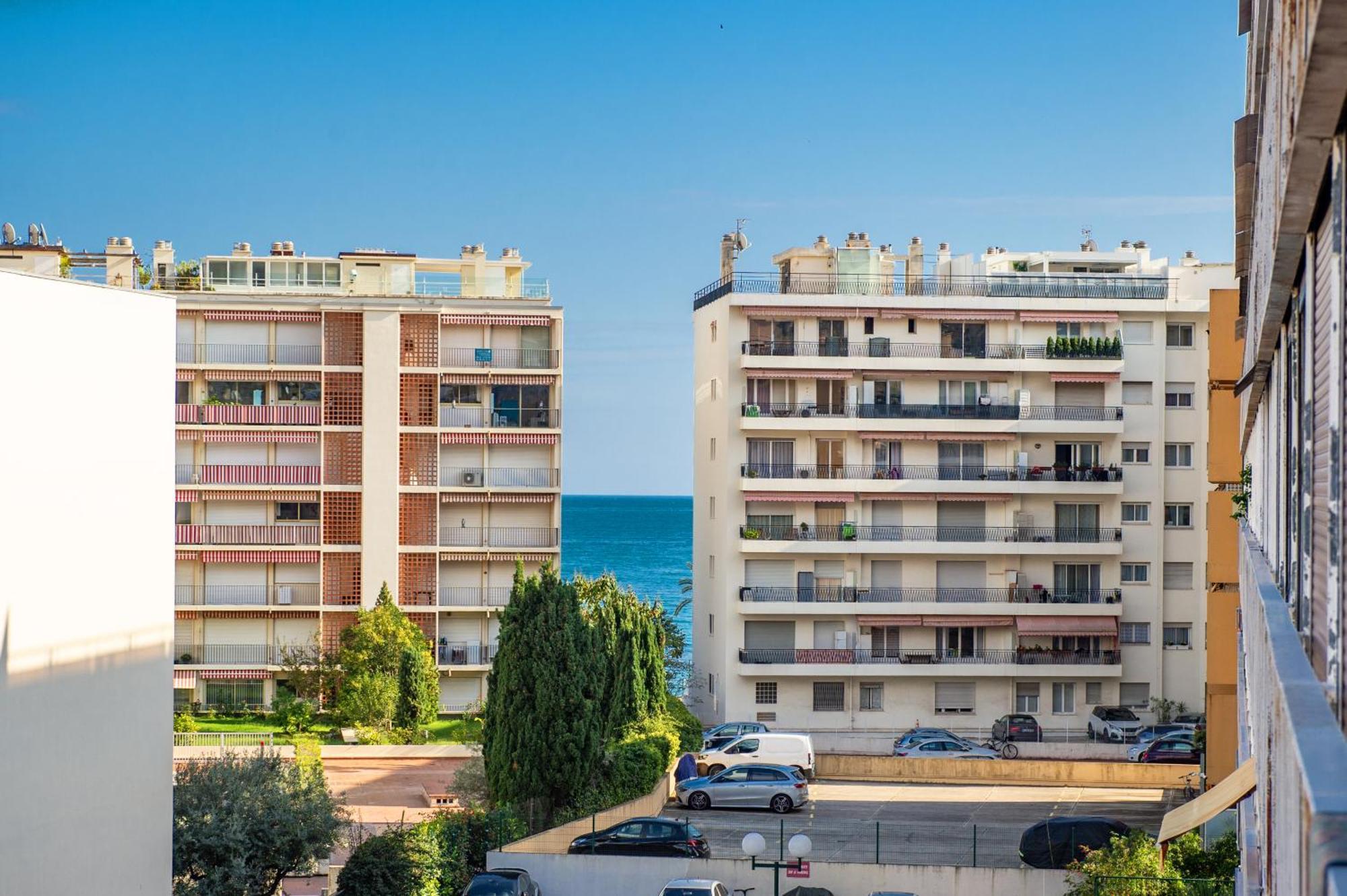 Aiglon - Agreable 2 Pieces - 50 M Du Bord De Mer Apartment Roquebrune-Cap-Martin Exterior foto